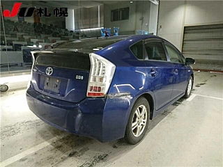 TOYOTA PRIUS 2010