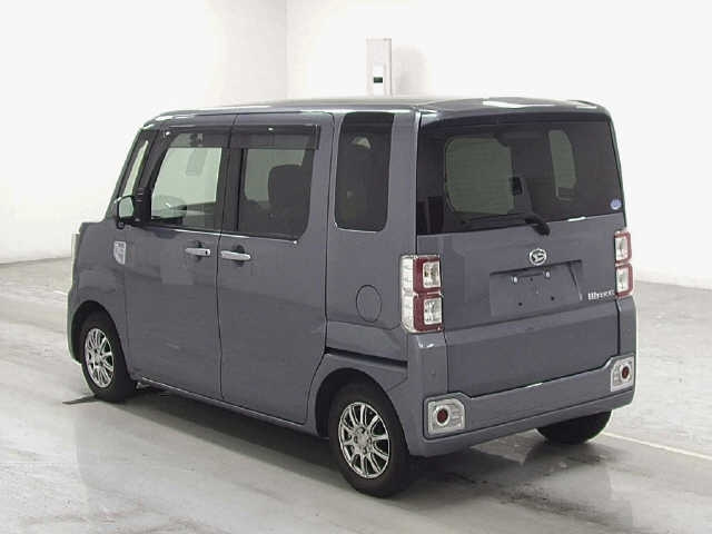 DAIHATSU WAKE 2018