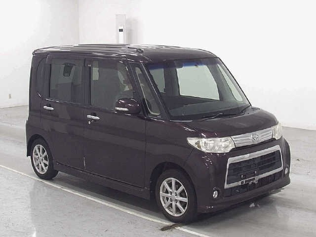 DAIHATSU TANTO 2012