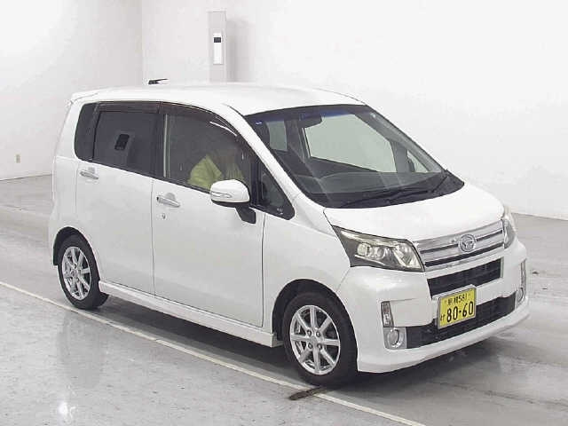 DAIHATSU MOVE 2013