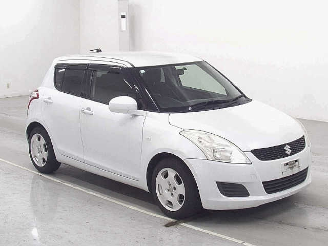 SUZUKI SWIFT 2012