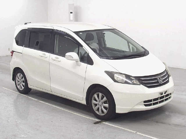 HONDA FREED 2008
