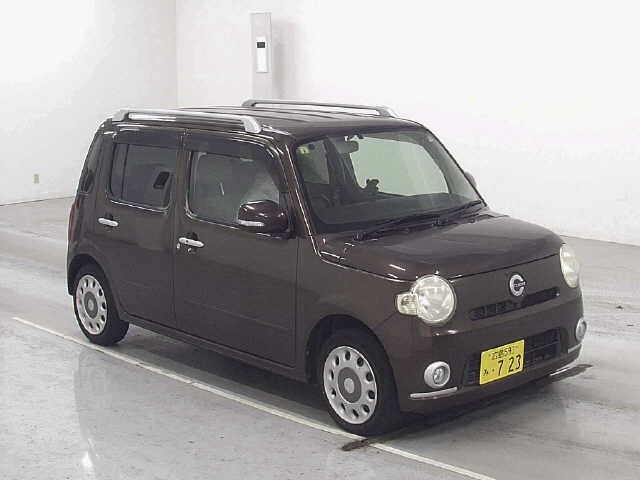 DAIHATSU MIRA 2010
