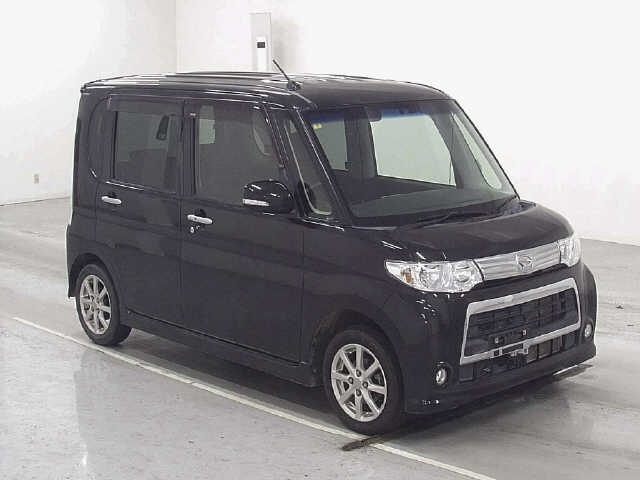 DAIHATSU TANTO 2012