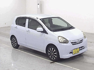 DAIHATSU MIRA E S 2011
