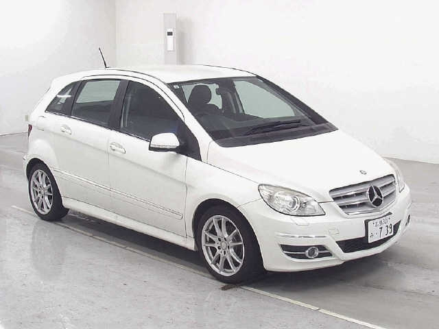 MERCEDES BENZ B CLASS 2011