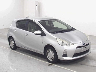 TOYOTA AQUA 2014