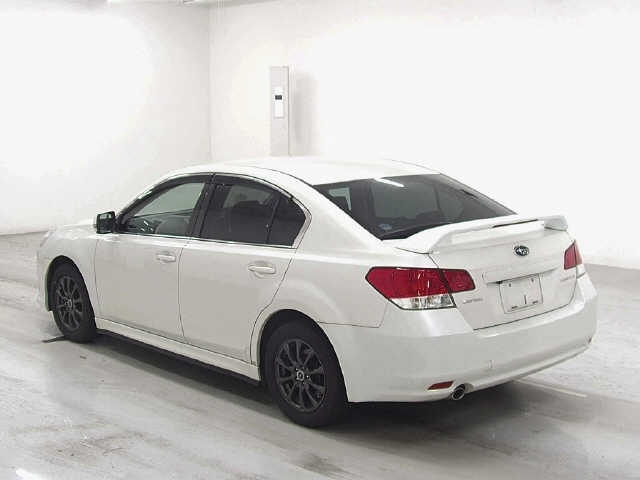 SUBARU LEGACY B4 2010