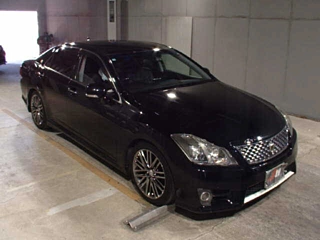 TOYOTA CROWN 2010
