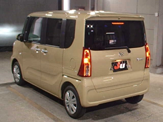 DAIHATSU TANTO 2024