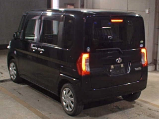 DAIHATSU TANTO 2015