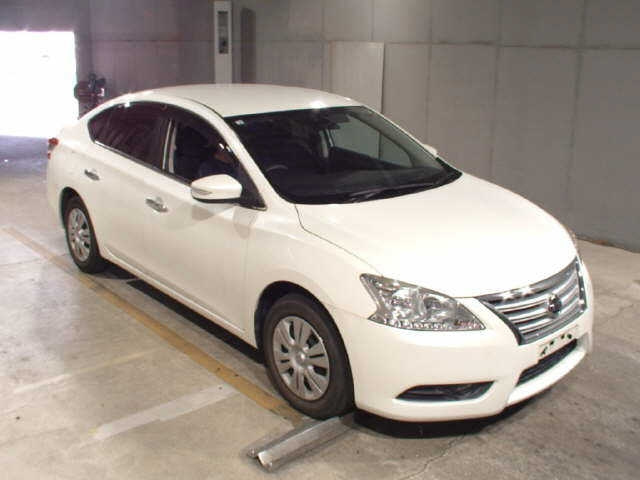 NISSAN SYLPHY 2020