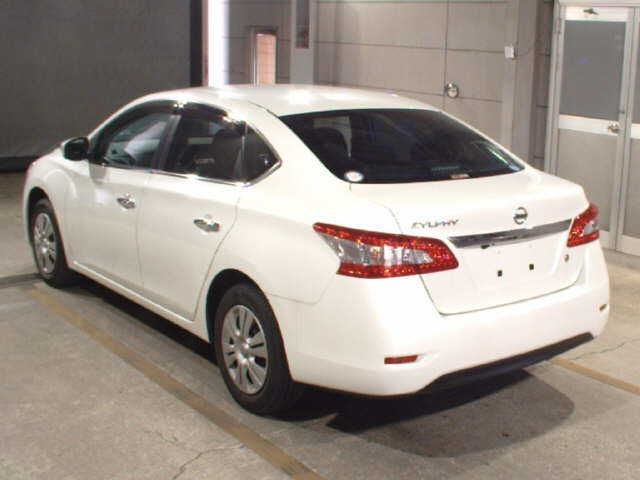 NISSAN SYLPHY 2020