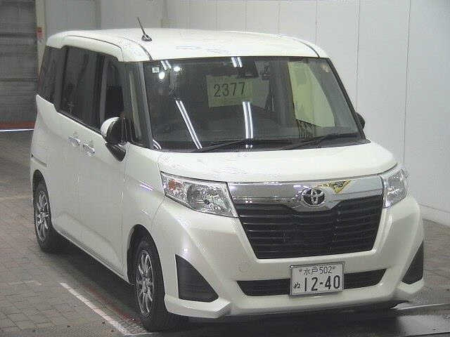 TOYOTA ROOMY 2018