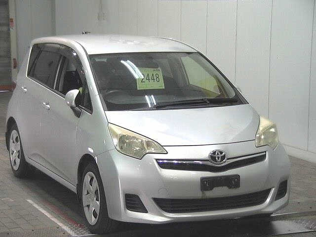 TOYOTA RACTIS 2012