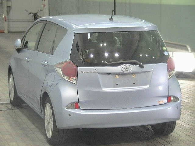 TOYOTA RACTIS 2015