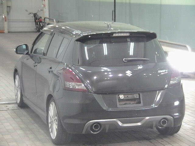 SUZUKI SWIFT 2012