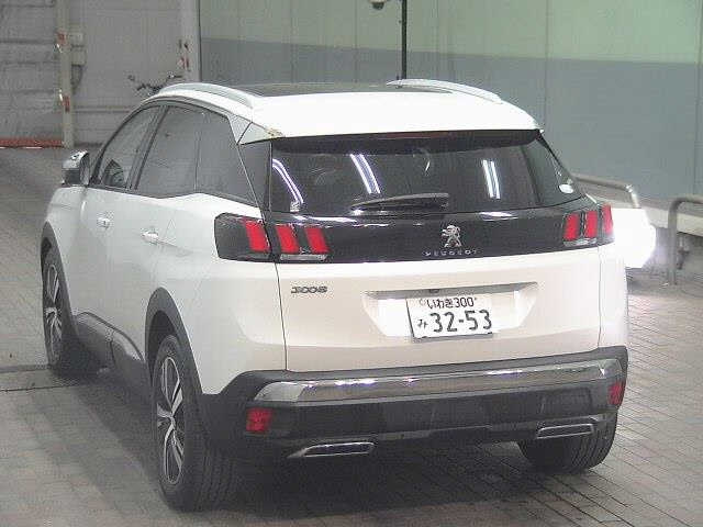 PEUGEOT 3008 2017