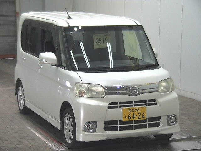 DAIHATSU TANTO 2013