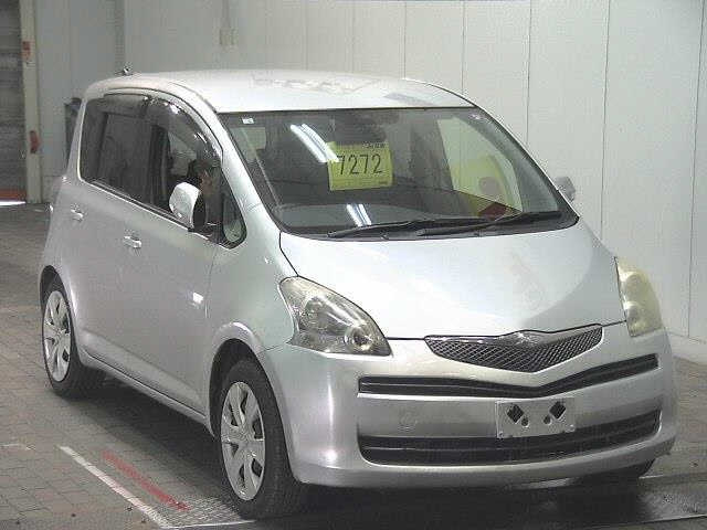 TOYOTA RACTIS 2010