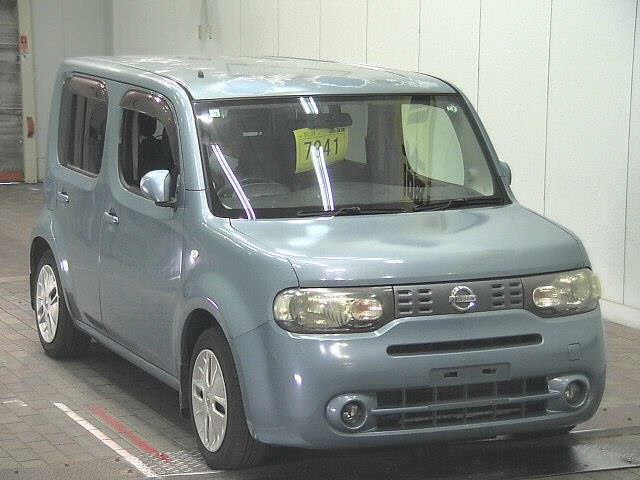 NISSAN CUBE 2010