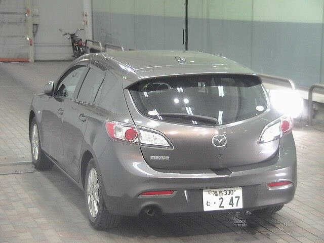MAZDA AXELA 2010