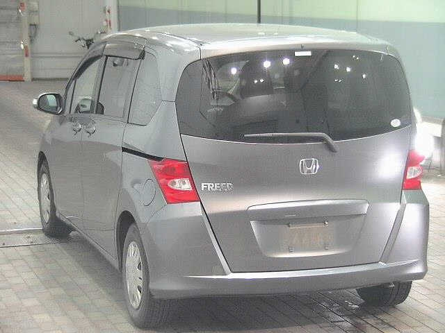 HONDA FREED 2008