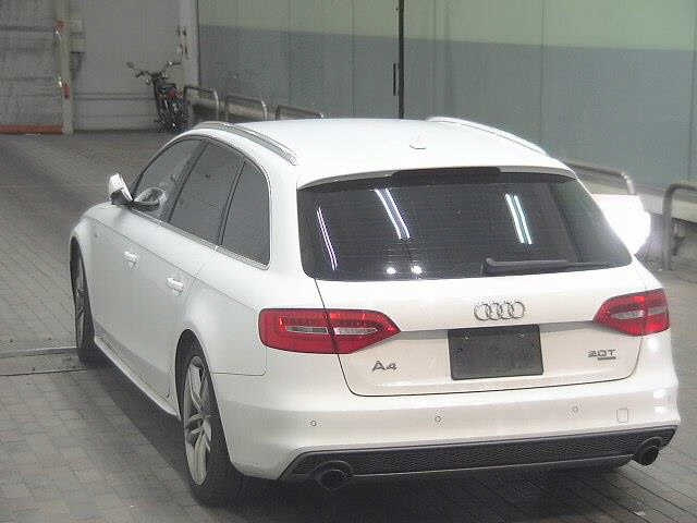 AUDI A4 2013