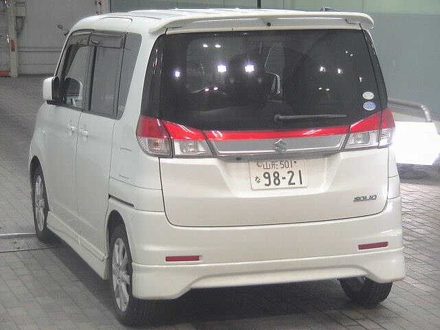 SUZUKI SOLIO 2013