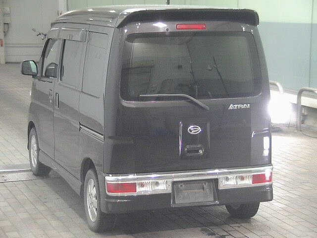 DAIHATSU ATRAI WAGON 2011