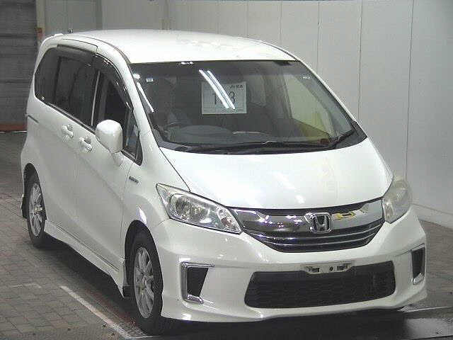 HONDA FREED 2015