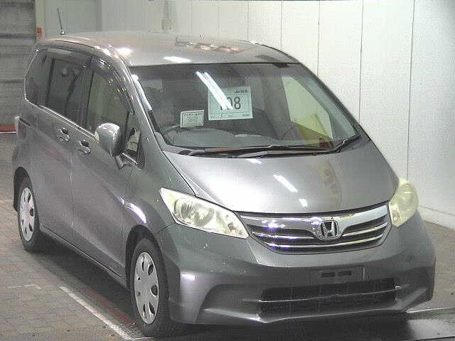 HONDA FREED 2012