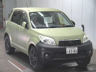 TOYOTA RUSH 2011