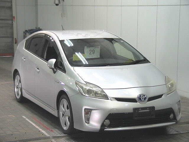 TOYOTA PRIUS 2012