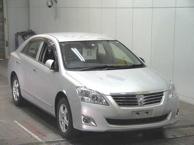 TOYOTA PREMIO 2012