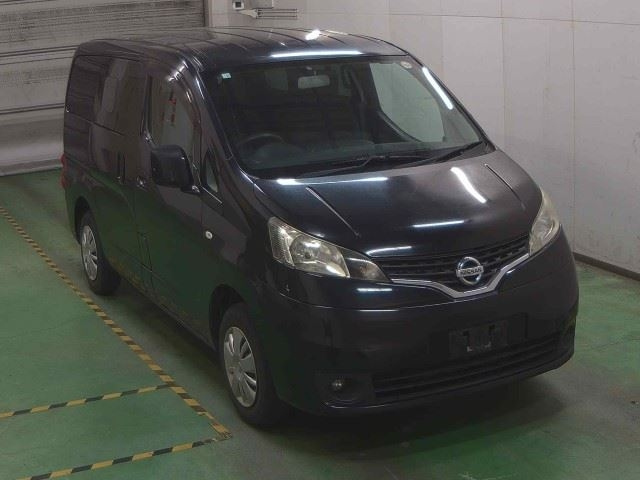 NISSAN NV200 2014
