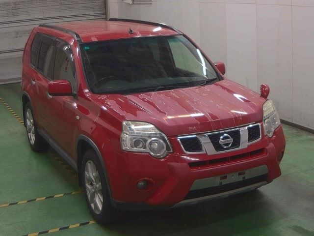 NISSAN X-TRAIL 2013