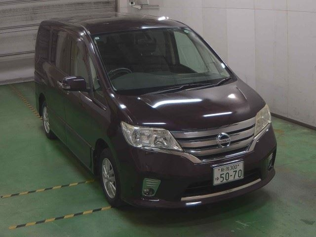NISSAN SERENA 2011