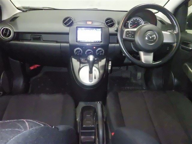 MAZDA DEMIO 2012