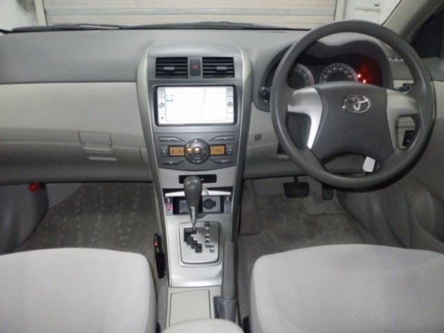 TOYOTA COROLLA AXIO 2010