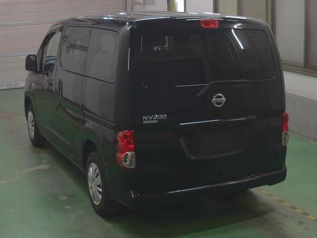 NISSAN NV200 2014