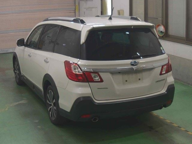 SUBARU EXIGA 2015