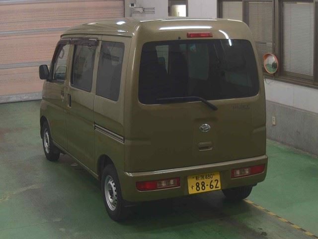 DAIHATSU HIJET VAN 2015