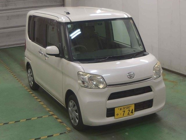 DAIHATSU TANTO 2014