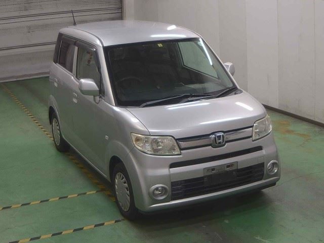 HONDA ZEST 2010