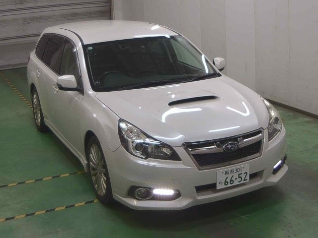 SUBARU LEGACY 2011