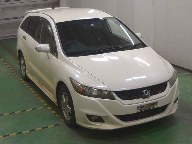 HONDA STREAM 2011