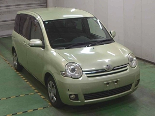 TOYOTA SIENTA 2014