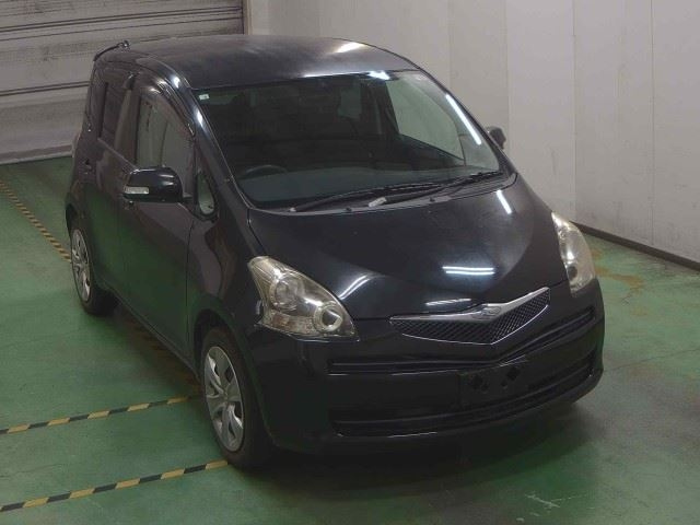 TOYOTA RACTIS 2010
