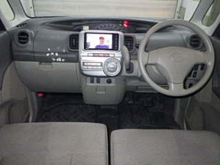 DAIHATSU TANTO 2012